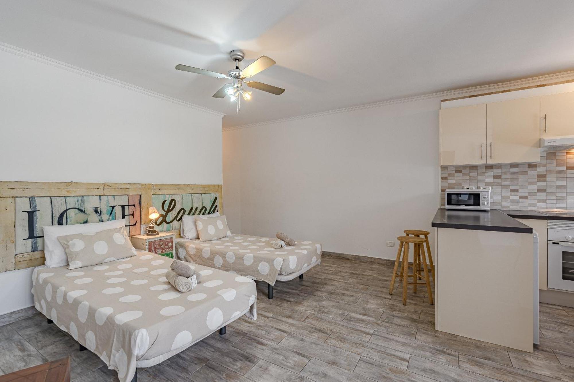 Estudio Reformado Parque Santiago 1 ปลายาเดลาสอเมริกาส ภายนอก รูปภาพ